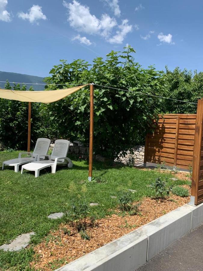 Appartement Avec Jacuzzi Hammam Sauna Privatise Au Rez De Chaussee Ds Maison A Voglans A 2 Kilometres Du Lac Du Bourget En Savoie Entre Chambery Et Aix Les Bains Cure Thermale Luaran gambar