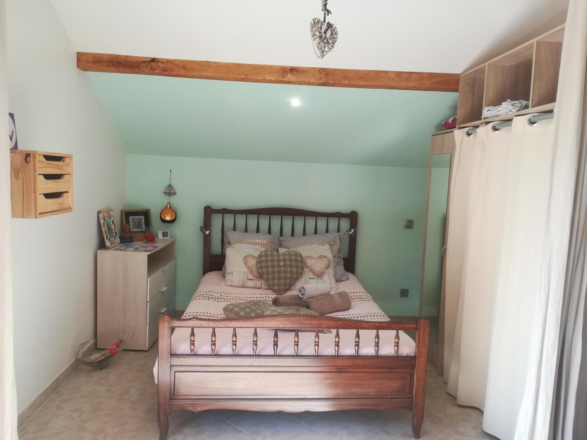 Appartement Avec Jacuzzi Hammam Sauna Privatise Au Rez De Chaussee Ds Maison A Voglans A 2 Kilometres Du Lac Du Bourget En Savoie Entre Chambery Et Aix Les Bains Cure Thermale Bilik gambar